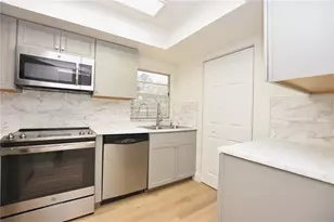 2025 Sylvester Rd, Lakeland, FL 33803 - Photo 6