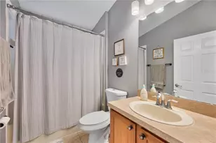 2439 Hamlet Cir, Lakeland, FL 33810 - Photo 8