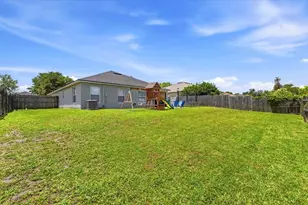 2439 Hamlet Cir, Lakeland, FL 33810 - Photo 36