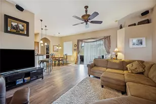 6339 Alamanda Hills Dr, Lakeland, FL 33813 - Photo 12