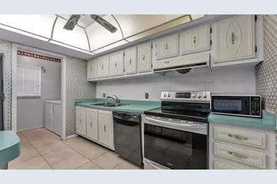 1130 N Lake Parker Avenue #A109, Lakeland, FL 33805 - Photo 12