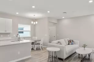 576 Mossy Wood Ln, Saint Cloud, FL 34771 - Photo 6