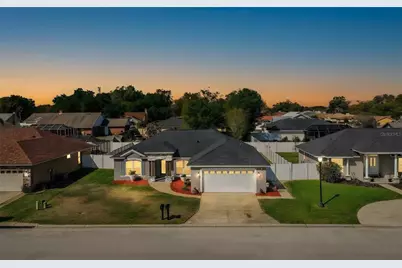 7144 Remington Oaks Loop, Lakeland, FL 33810 - Photo 2