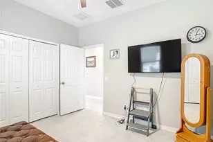 2881 Misty Marble Dr, Zephyrhills, FL 33540 - Photo 22