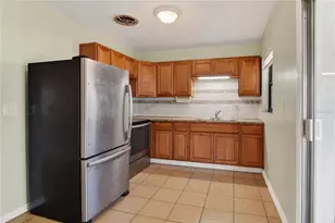 1229 Rawls Dr, Lakeland, FL 33801 - Photo 14