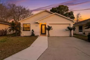 669 Eagle Run, Lakeland, FL 33809 - Photo 2