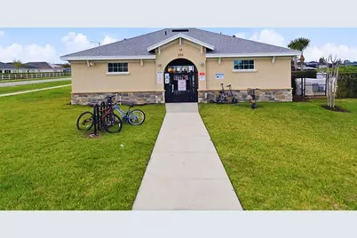 608 Vittorio Drive, Winter Haven, FL 33884 - Photo 38