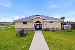 608 Vittorio Dr, Winter Haven, FL 33884 - Photo 38