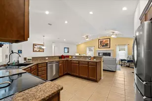 1254 Timberidge Loop S, Lakeland, FL 33809 - Photo 10