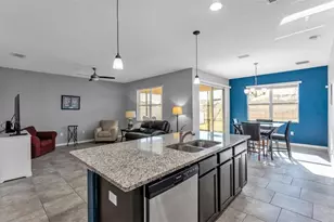 2772 Canyon Crest Dr, Lakeland, FL 33811 - Photo 12