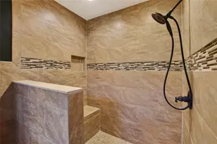 447 Lake Carolyn Circle, Lakeland, FL 33813 - Photo 14