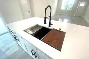 703 Aston Martin Dr, Sebring, FL 33872 - Photo 8