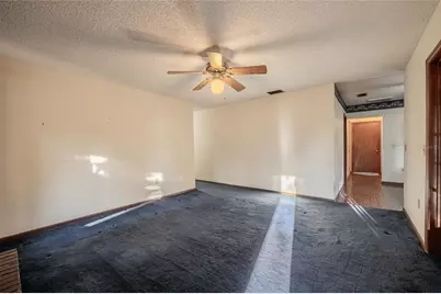 5023 Kingswood Drive, Lakeland, FL 33813 - Photo 18