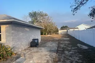 6702 Rocky Point Rd, Lake Wales, FL 33898 - Photo 2