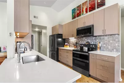 221 Grosvenor Loop, Davenport, FL 33897 - Photo 12