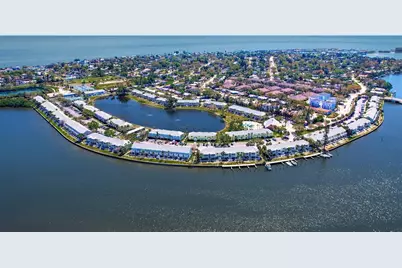 249 Pompano Drive SE #D, Saint Petersburg, FL 33705 - Photo 36