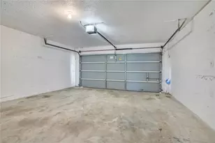 5215 Martinique Dr, Lakeland, FL 33812 - Photo 20