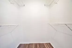 5215 Martinique Dr, Lakeland, FL 33812 - Photo 14