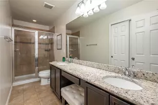 4953 White Sanderling Ct, Tampa, FL 33619 - Photo 16
