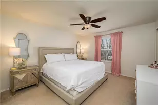 4953 White Sanderling Ct, Tampa, FL 33619 - Photo 14