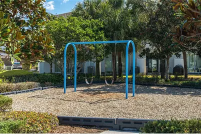 4953 White Sanderling Court, Tampa, FL 33619 - Photo 28