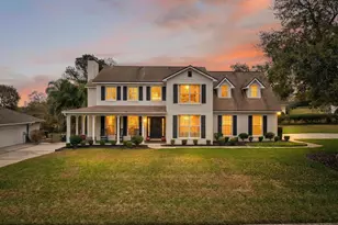 5834 Coveview Dr E, Lakeland, FL 33813 - Photo 1