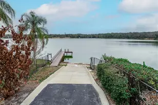 5834 Coveview Dr E, Lakeland, FL 33813 - Photo 36