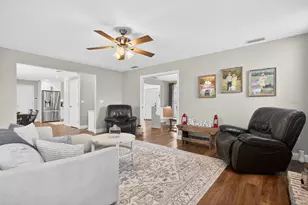 5834 Coveview Dr E, Lakeland, FL 33813 - Photo 12