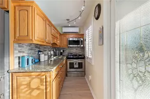 561 Meandering Way, Polk City, FL 33868 - Photo 8