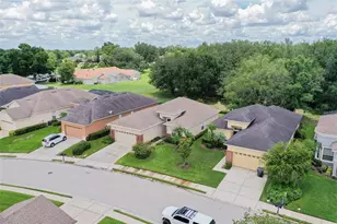 6919 Eagle Ridge Blvd, Lakeland, FL 33813 - Photo 2