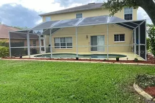 7411 Hunters Greene Cir, Lakeland, FL 33810 - Photo 2