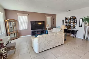 543 Terranova Cir, Winter Haven, FL 33884 - Photo 2