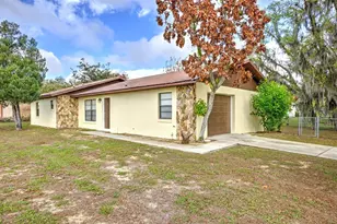 2052 W Stryker Rd, Avon Park, FL 33825 - Photo 2