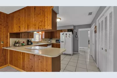 5717 Lake Grove Drive, Lakeland, FL 33809 - Photo 30