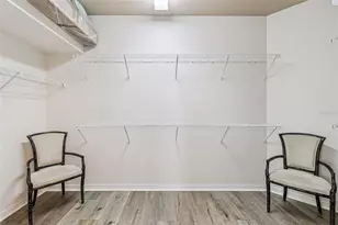 31518 Bearded Oak Dr, Wesley Chapel, FL 33543 - Photo 26