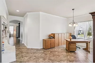 31518 Bearded Oak Drive, Wesley Chapel, FL 33543 - Photo 10