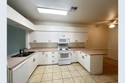 29 Enclave Drive, Winter Haven, FL 33884 - Photo 4