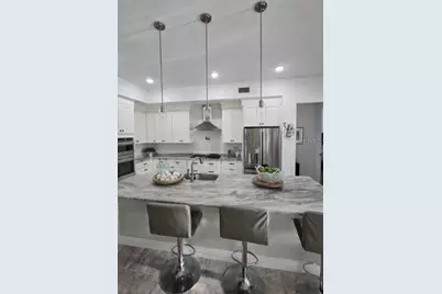 7230 Hourglass Drive, Apollo Beach, FL 33572 - Photo 6