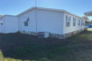 6133 Grand Oaks Dr SE, Winter Haven, FL 33884 - Photo 4