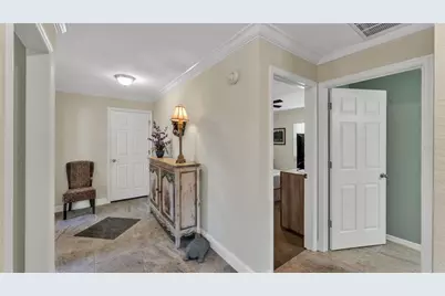 474 Barbados Circle, Lakeland, FL 33803 - Photo 8