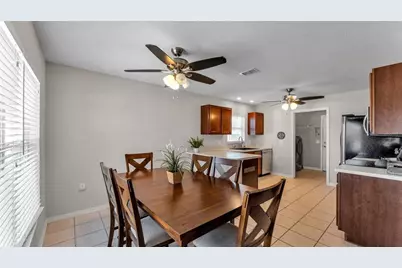 7755 Canterbury Circle, Lakeland, FL 33810 - Photo 12