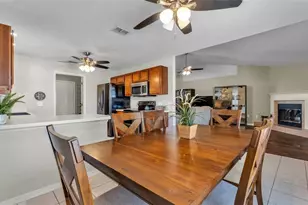 7755 Canterbury Cir, Lakeland, FL 33810 - Photo 14