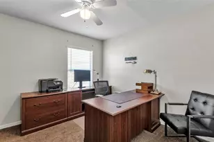 7755 Canterbury Cir, Lakeland, FL 33810 - Photo 24