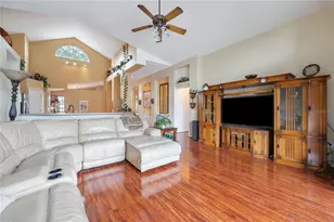 101 Kiana Dr, Brandon, FL 33511 - Photo 6