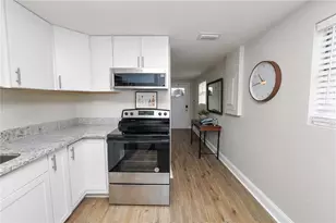 272 Avenue A, Waverly, FL 33877 - Photo 8