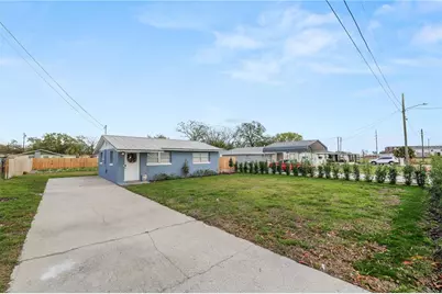 272 Avenue A, Waverly, FL 33877 - Photo 2