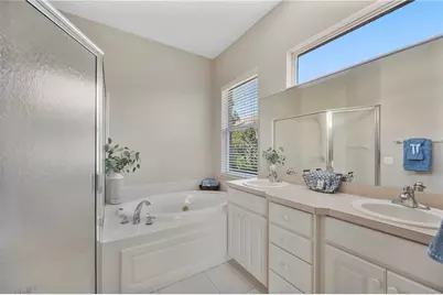 3342 Turnberry Lane, Lakeland, FL 33803 - Photo 14