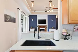 6474 Bristol Oaks Dr, Lakeland, FL 33811 - Photo 10