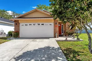 2141 Hatteras Point, Lakeland, FL 33813 - Photo 2