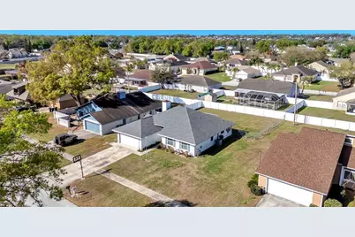 5249 Nichols Drive W, Lakeland, FL 33812 - Photo 2